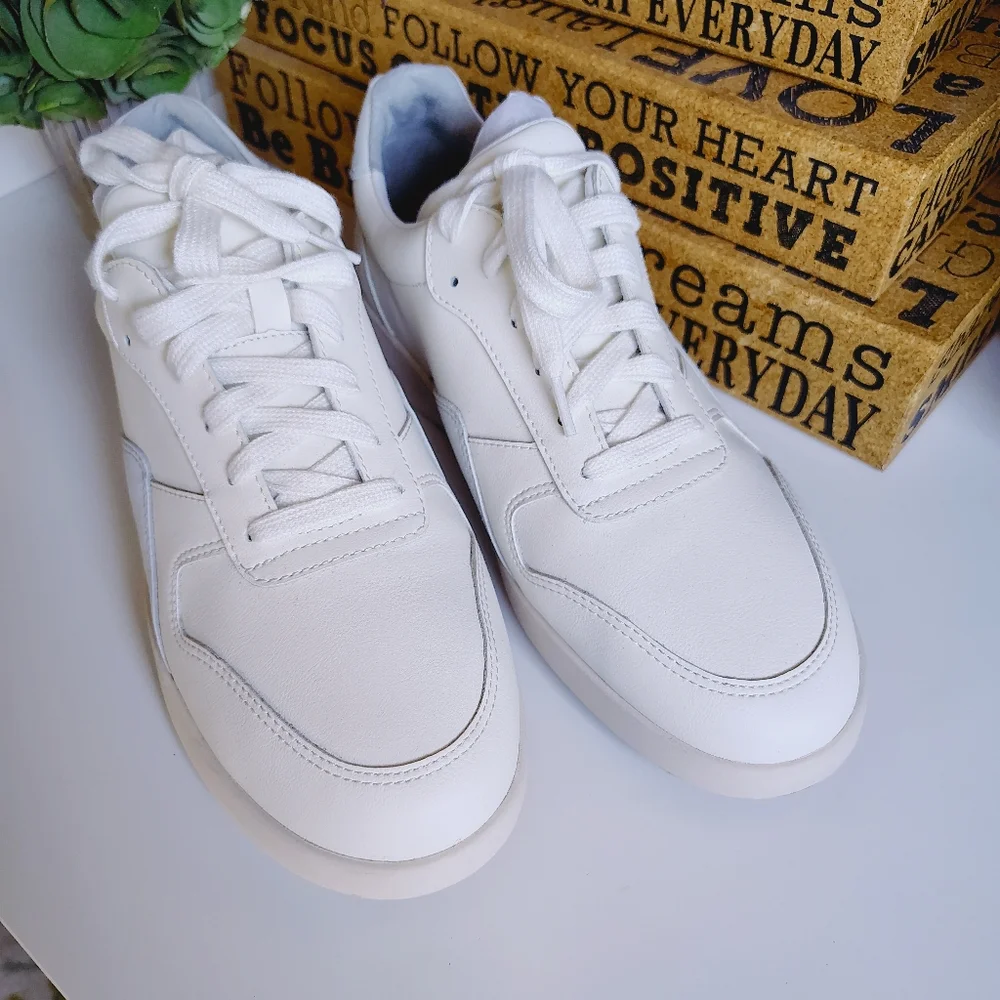 Everlane releather court